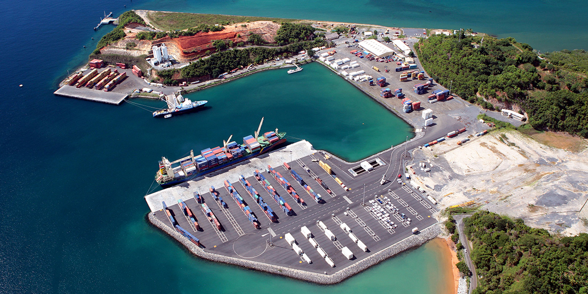 Le Port de Longoni : poumon économique de l’île